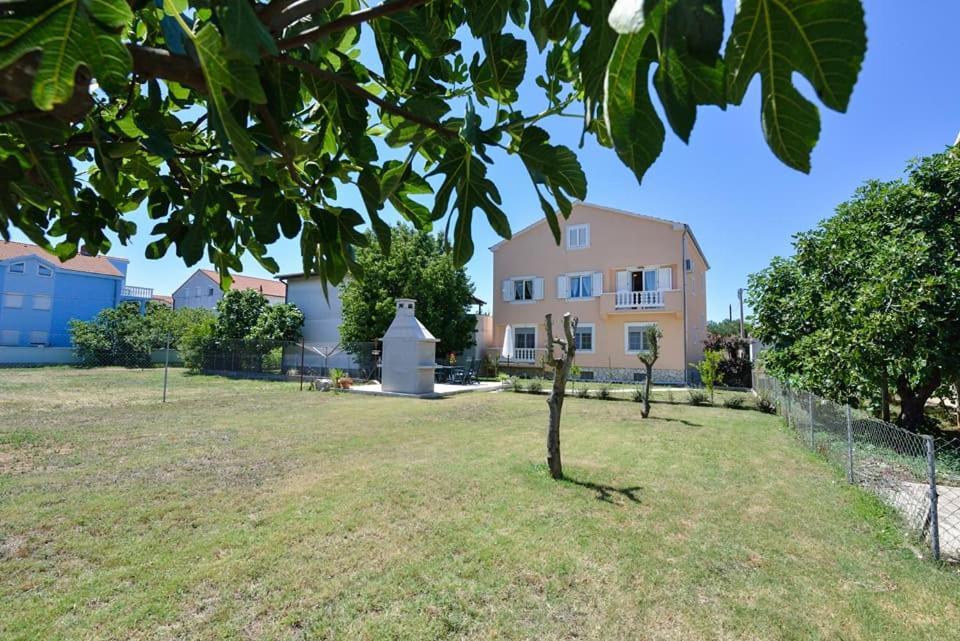Sreca Apartment Near Beach With Bbq بيبينيا المظهر الخارجي الصورة