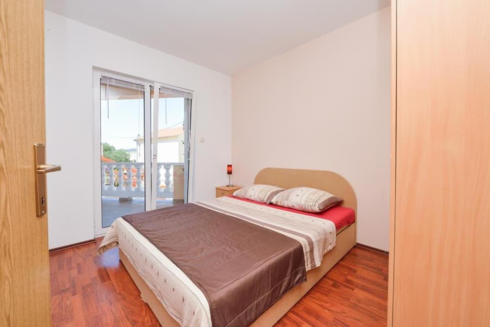 Sreca Apartment Near Beach With Bbq بيبينيا المظهر الخارجي الصورة